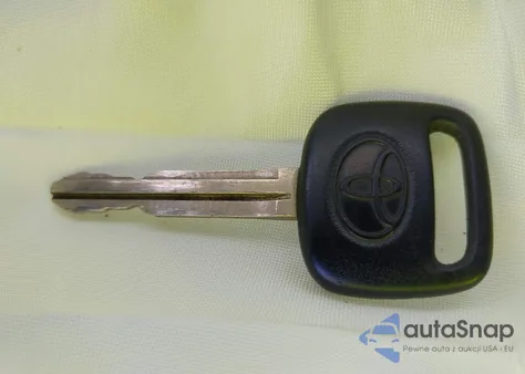 2002 Toyota Avalon Xl z USA, uszkodzony, nr VIN 4T1BF28B32U237873